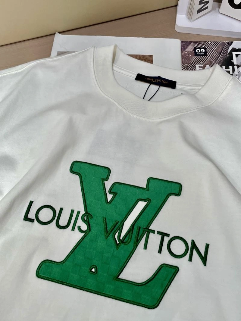Louis Vuitton T-Shirts Cozy 134528