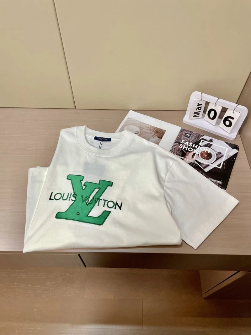 Louis Vuitton T-Shirts Cozy 134528