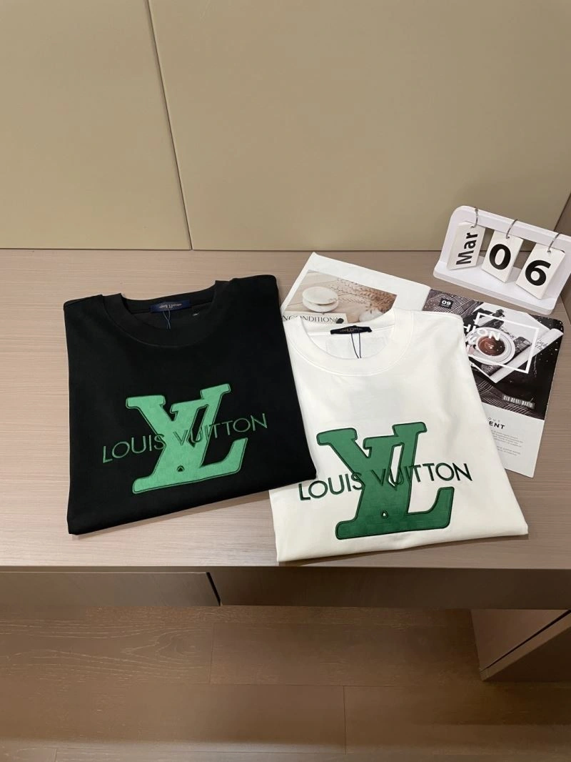 Louis Vuitton T-Shirts Cozy 134528