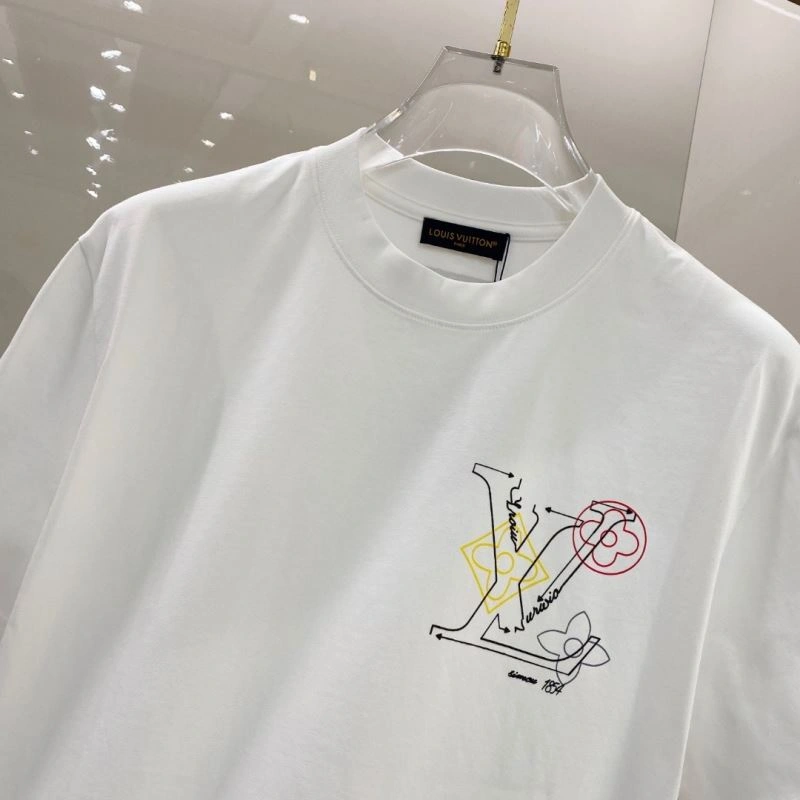 Minimalist Louis Vuitton T-Shirts 134522