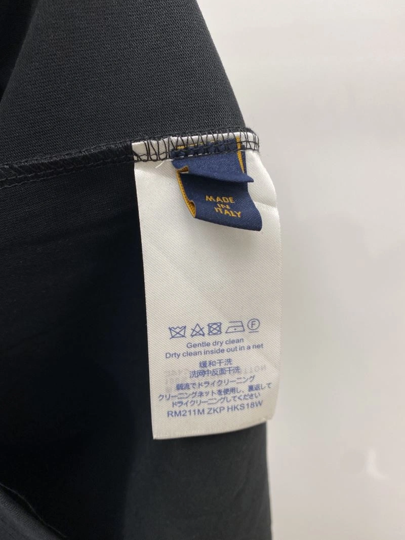 EyeCatching Louis Vuitton T-Shirts 134533