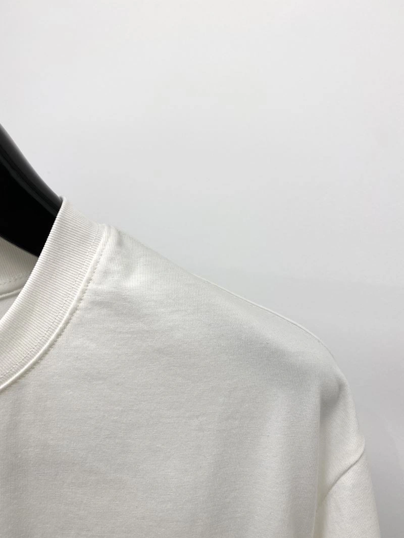 Sleek Louis Vuitton T-Shirts 134515