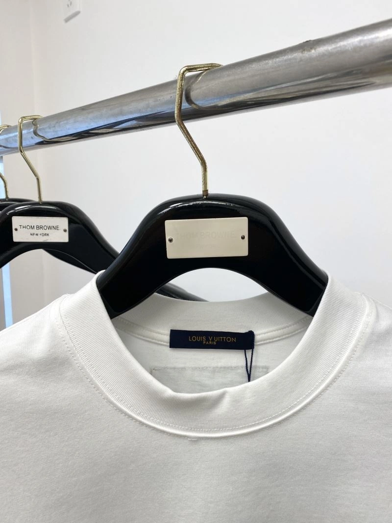 Soft Louis Vuitton T-Shirts 134520