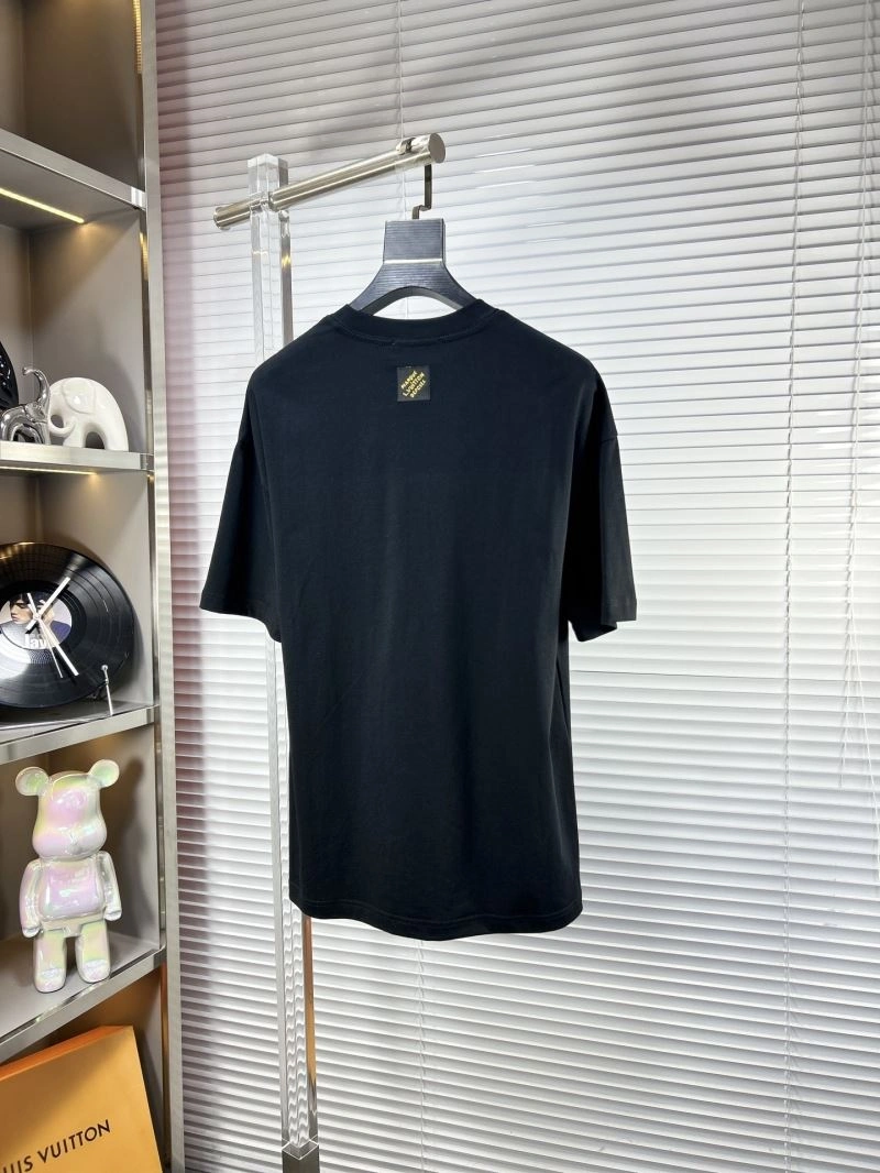 Louis Vuitton T-Shirts WrinkleFree 134523