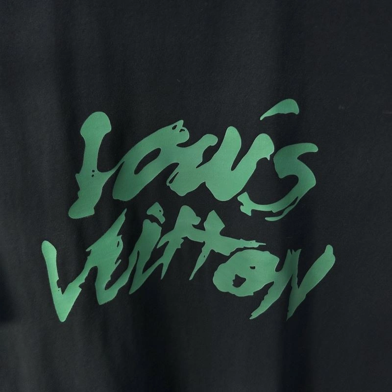 Louis Vuitton T-Shirts WrinkleFree 134523