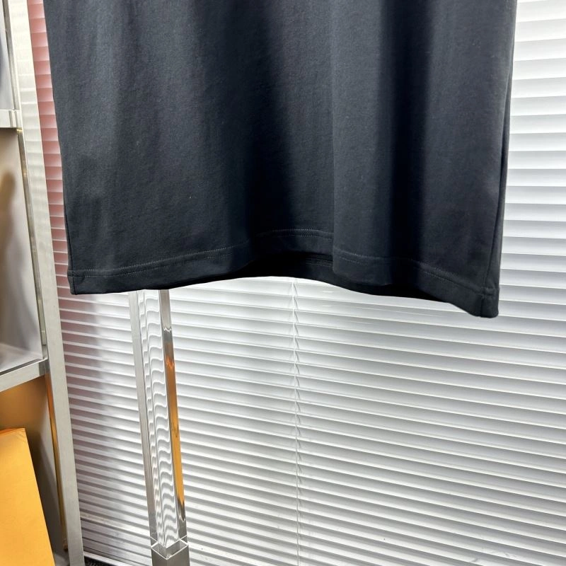 Louis Vuitton T-Shirts WrinkleFree 134523
