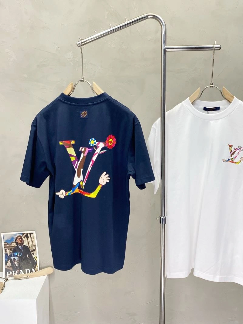 RelaxedFit Louis Vuitton T-Shirts 134539