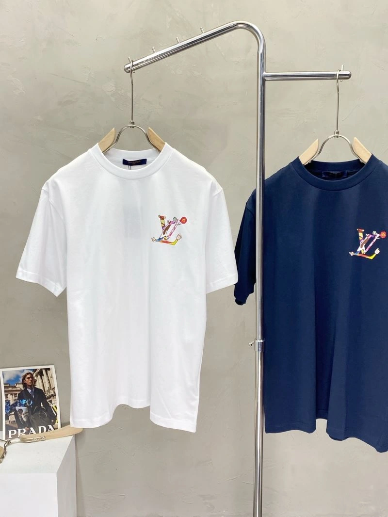 RelaxedFit Louis Vuitton T-Shirts 134539