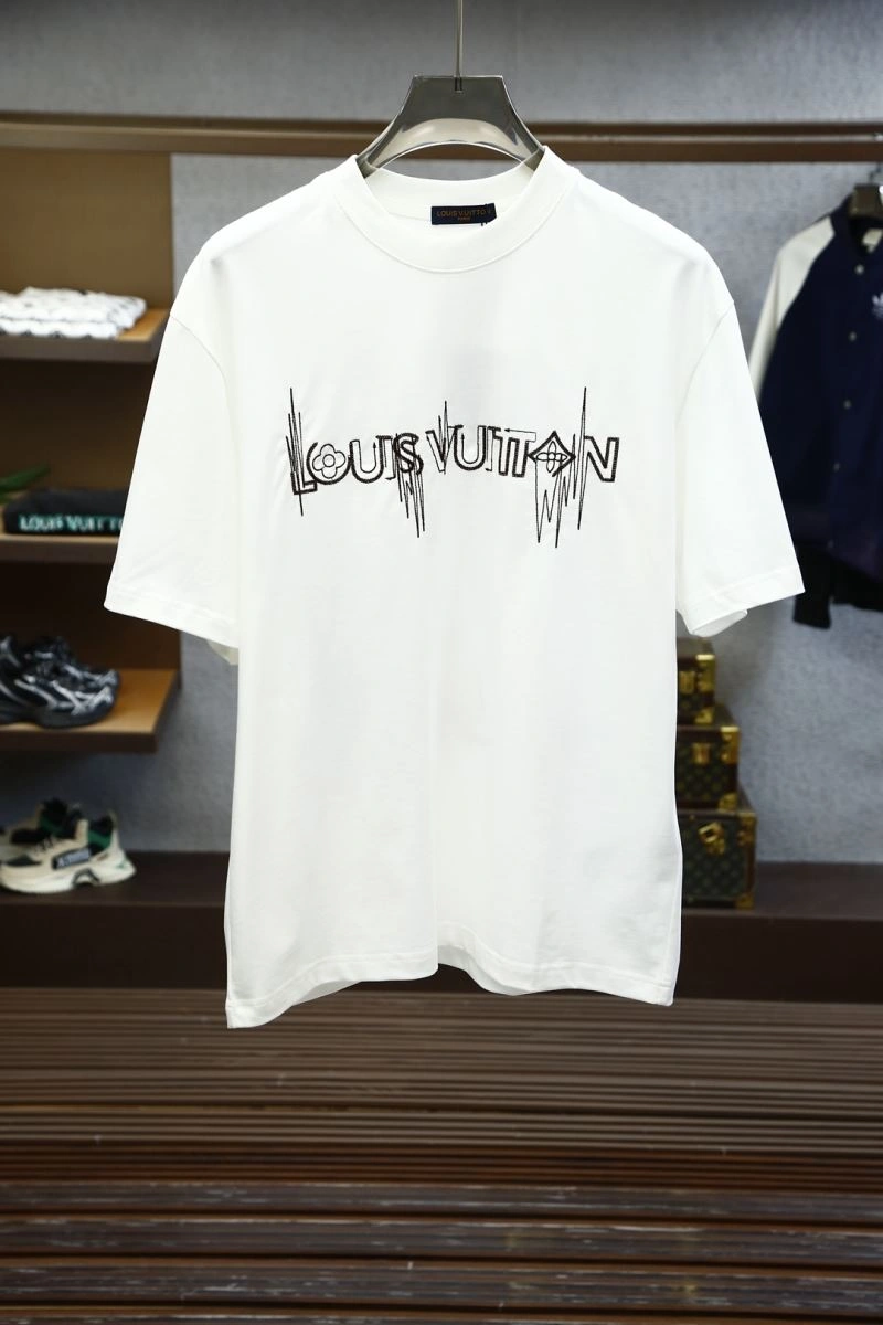 Louis Vuitton T-Shirts SmoothTexture 134509