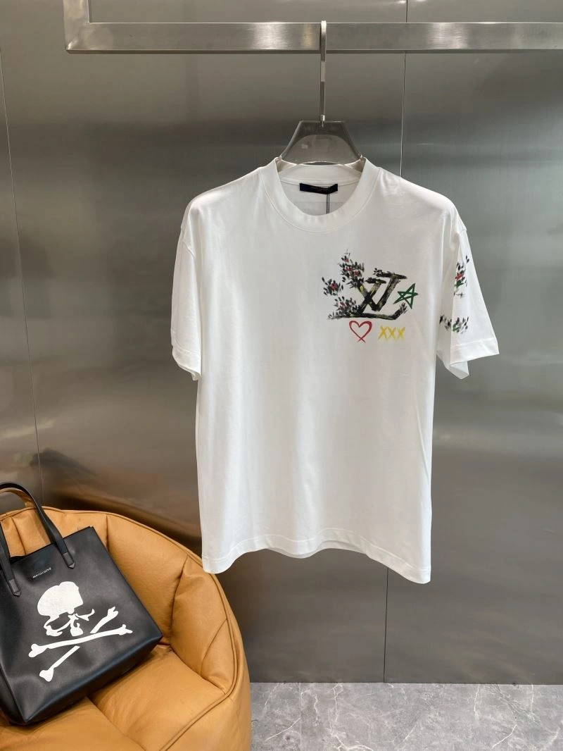 Louis Vuitton T-Shirts Soft 134504