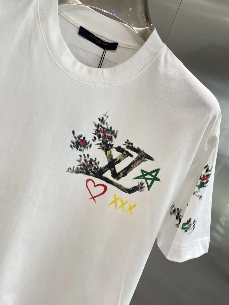 Louis Vuitton T-Shirts Soft 134504
