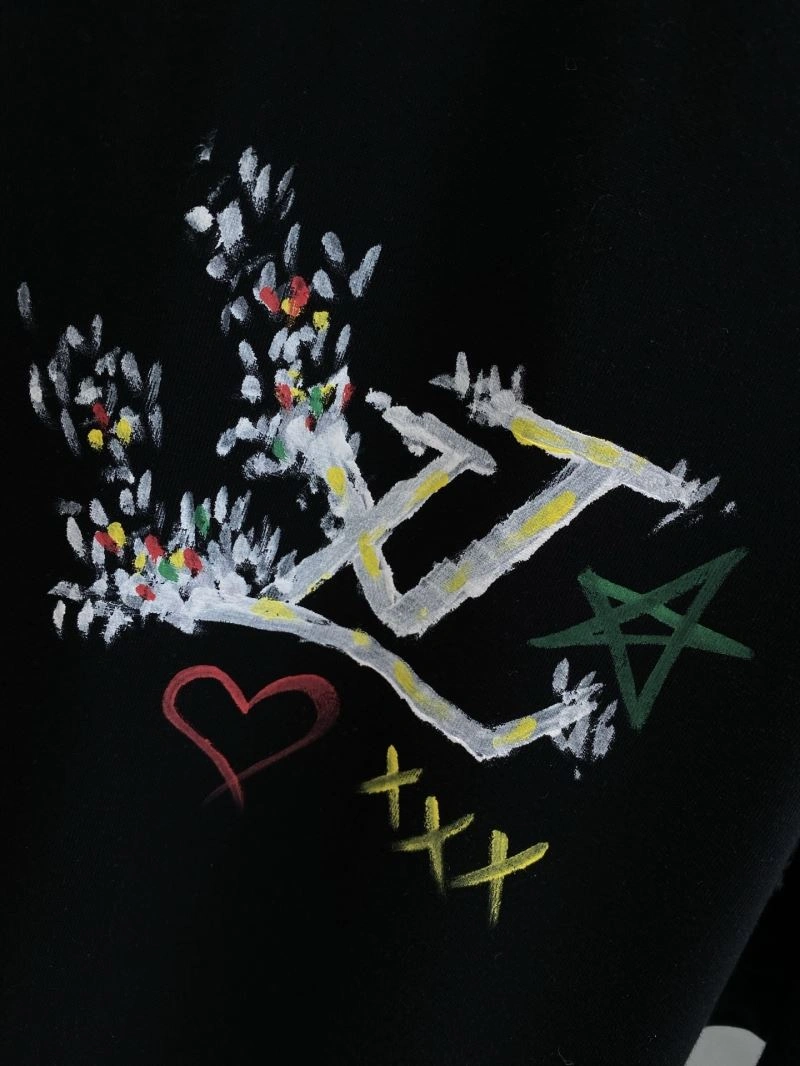 Louis Vuitton T-Shirts UrbanChic 134499
