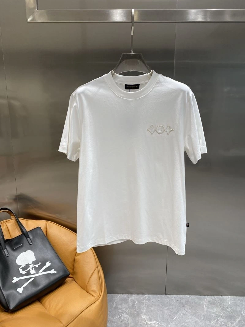 Louis Vuitton T-Shirts Cozy 134496