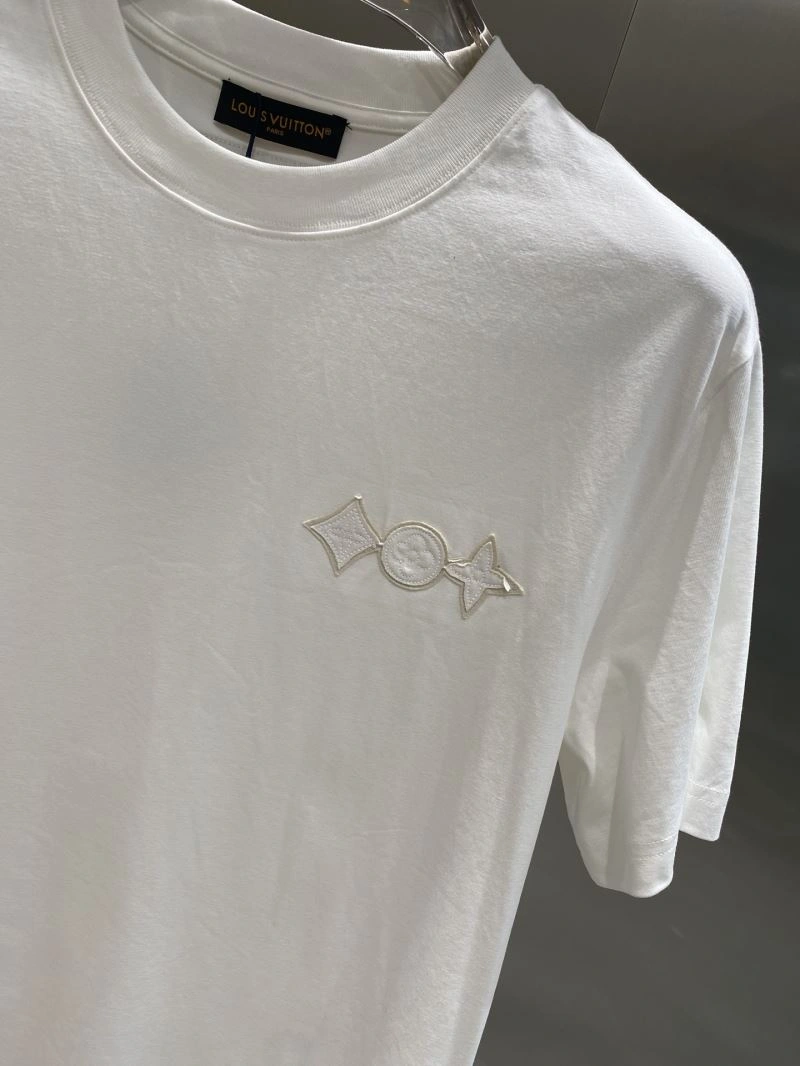 Louis Vuitton T-Shirts Cozy 134496