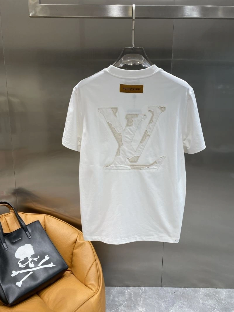 Louis Vuitton T-Shirts Cozy 134496