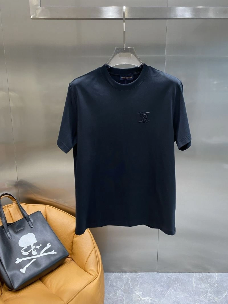 Attractive Louis Vuitton T-Shirts 134480