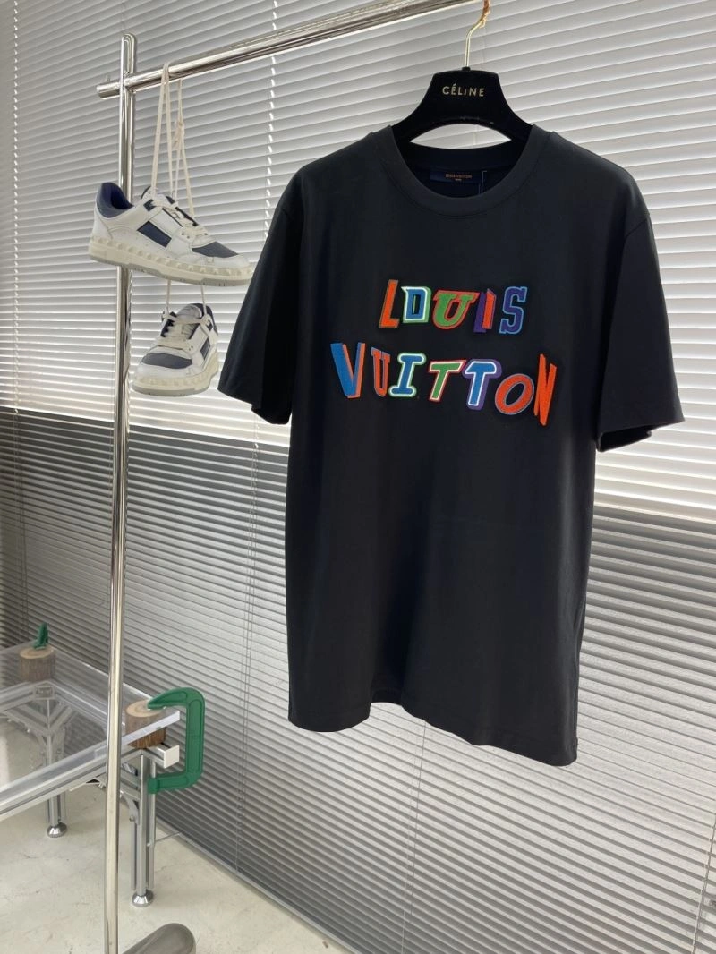 SoftTouch Louis Vuitton T-Shirts 134479