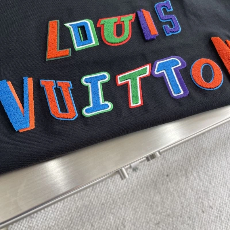 SoftTouch Louis Vuitton T-Shirts 134479