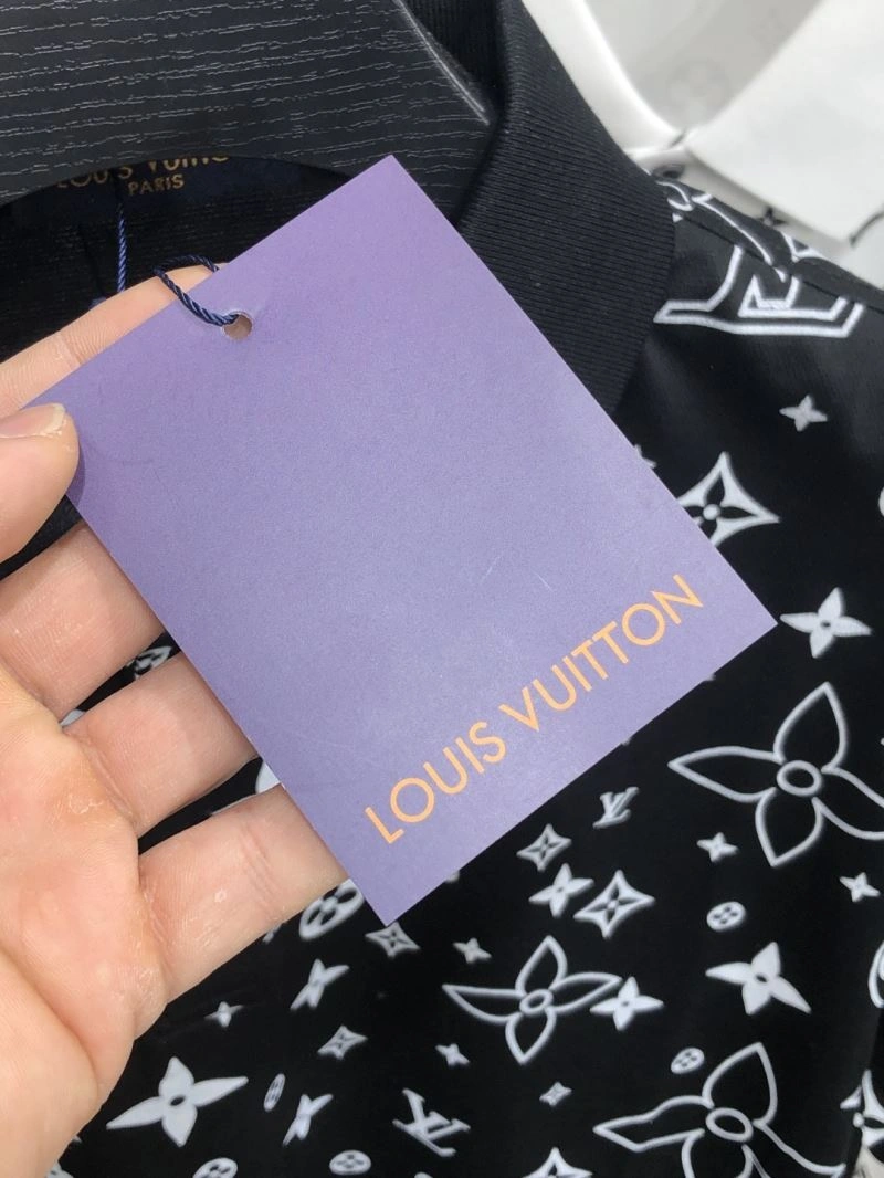 OnTrend Louis Vuitton T-Shirts 134475