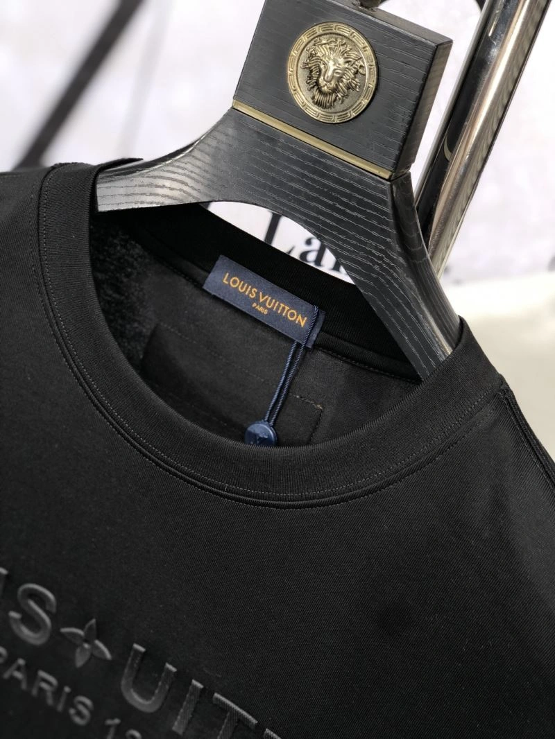 FashionForward Louis Vuitton T-Shirts 134490