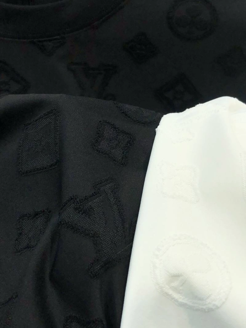 Louis Vuitton T-Shirts WellDesigned 134476