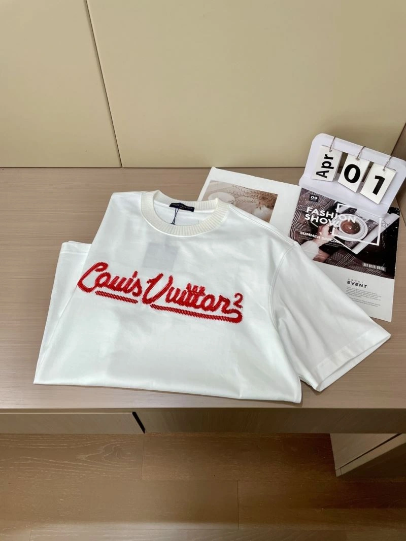 Classic Louis Vuitton T-Shirts 134483