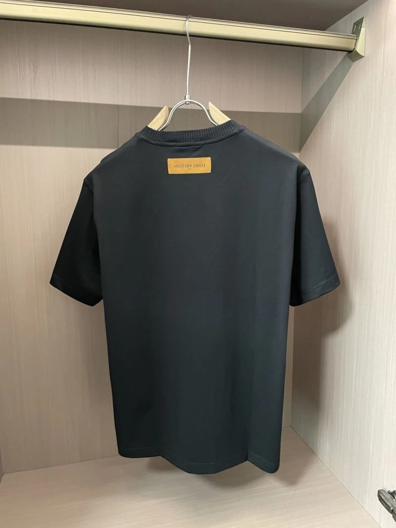 Classic Louis Vuitton T-Shirts 134483