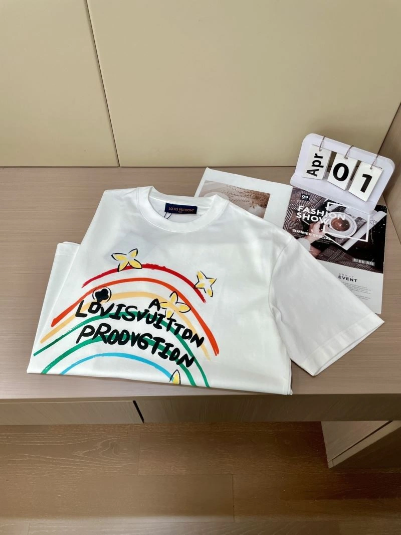 Louis Vuitton T-Shirts Functional 134468
