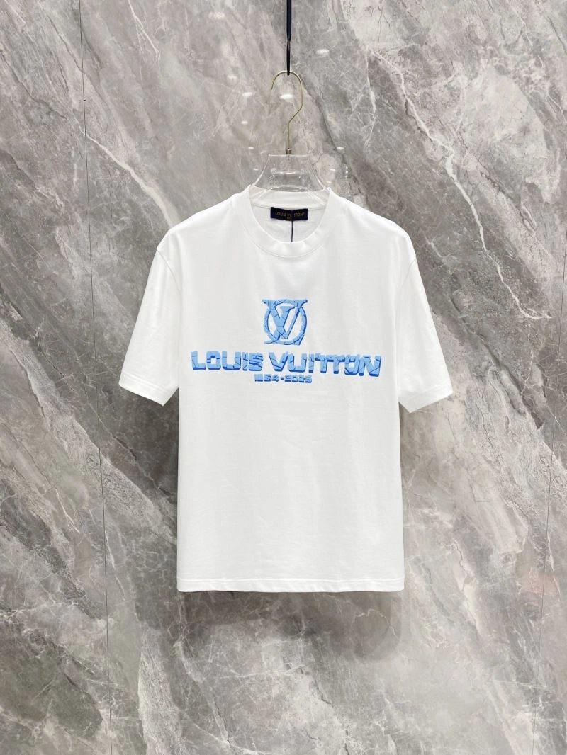 Premium Louis Vuitton T-Shirts 134460