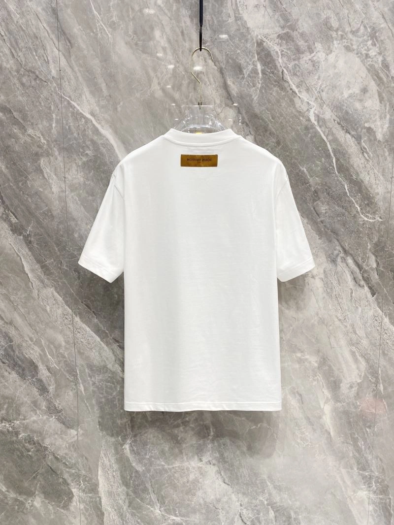 Premium Louis Vuitton T-Shirts 134460