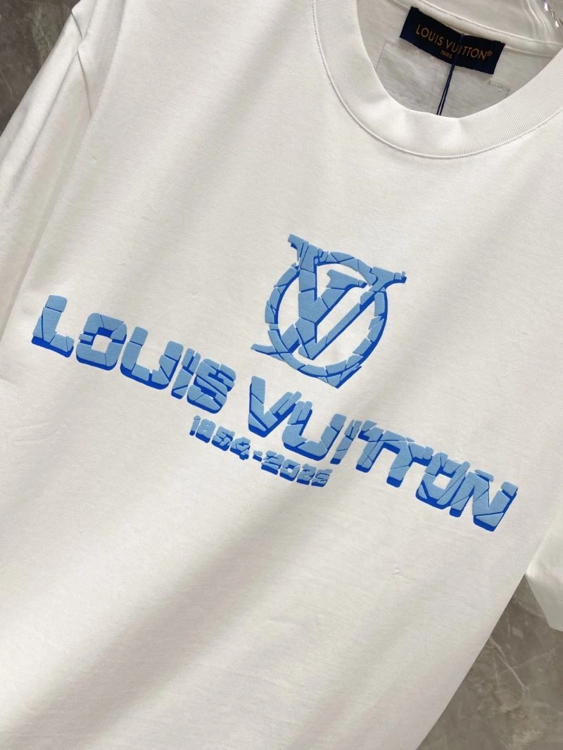 Premium Louis Vuitton T-Shirts 134460