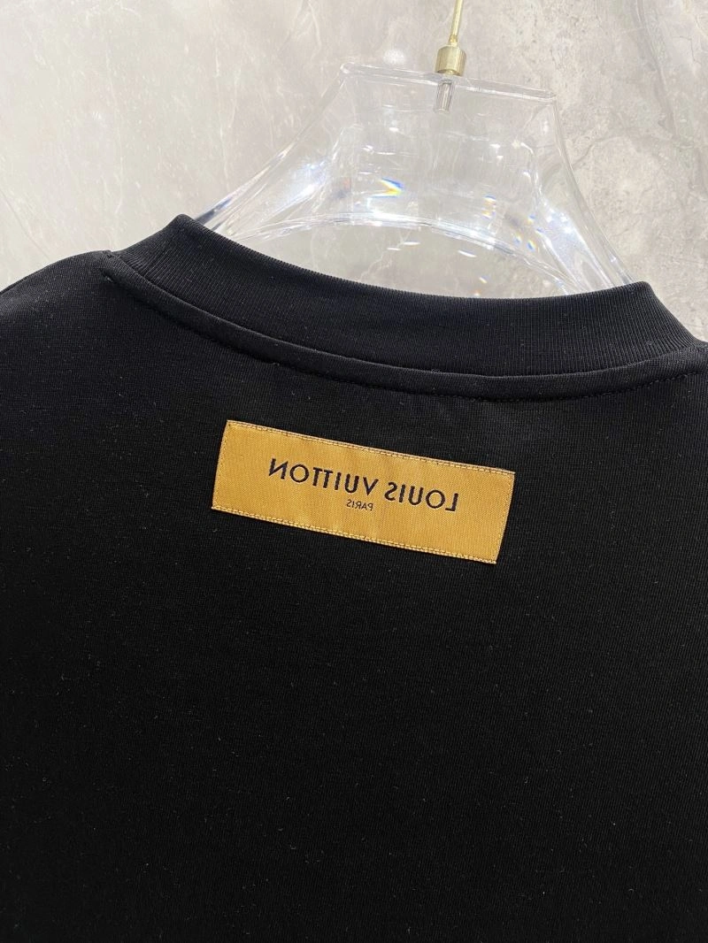 Louis Vuitton T-Shirts Fashionable 134463