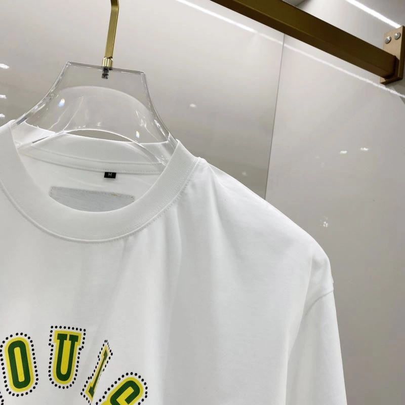 Neat Louis Vuitton T-Shirts 134458