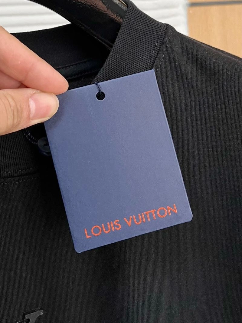 ModernLook Louis Vuitton T-Shirts 134457