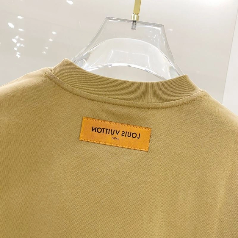 SmartChoice Louis Vuitton T-Shirts 134450