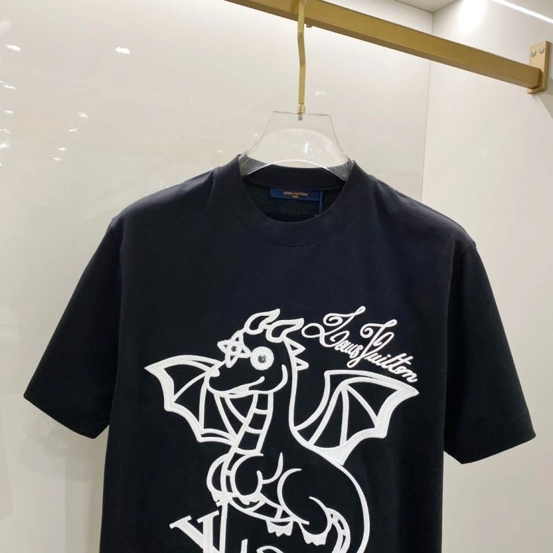 Trendy Louis Vuitton T-Shirts 134444