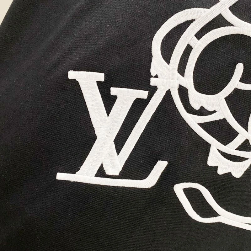 Trendy Louis Vuitton T-Shirts 134444