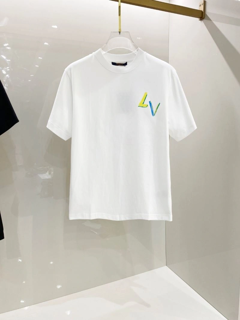 Louis Vuitton T-Shirts Sporty 134437