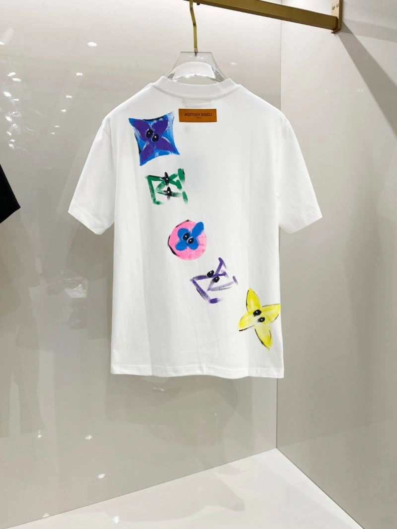 Louis Vuitton T-Shirts Sporty 134437