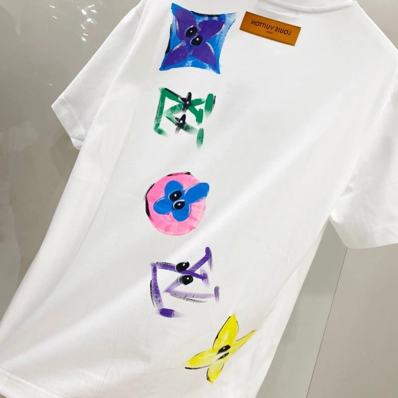 Louis Vuitton T-Shirts Sporty 134437