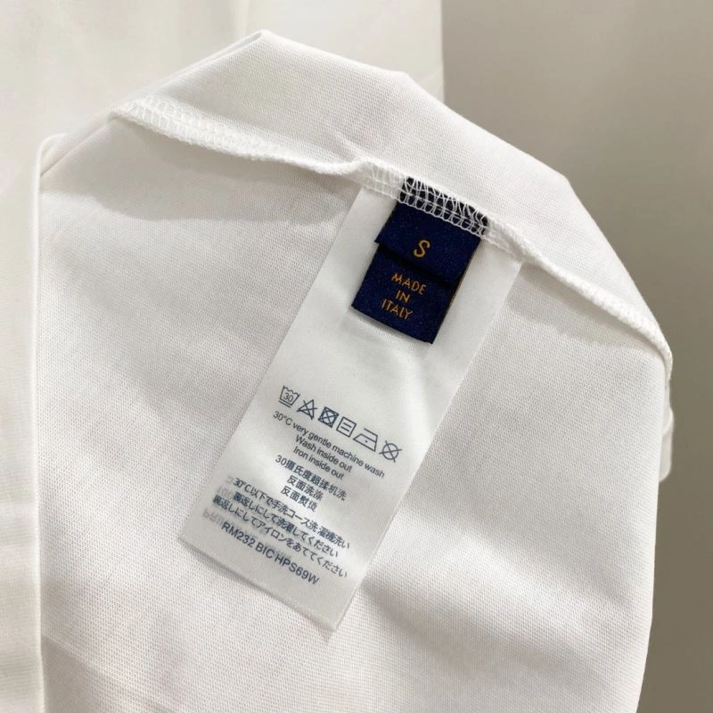 Louis Vuitton T-Shirts Sporty 134437