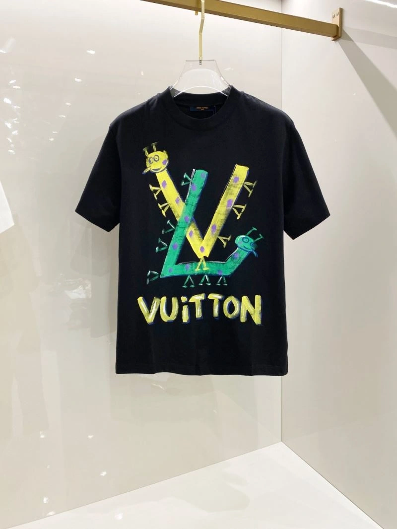 Cozy Louis Vuitton T-Shirts 134434