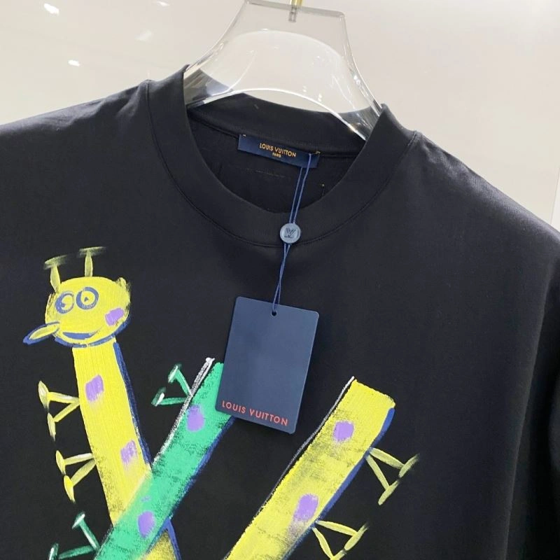 Cozy Louis Vuitton T-Shirts 134434