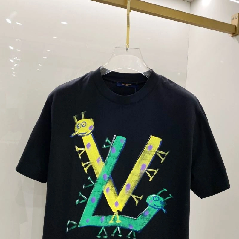 Cozy Louis Vuitton T-Shirts 134434