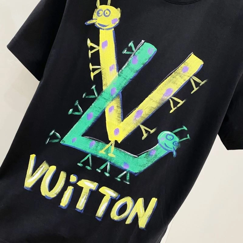 Cozy Louis Vuitton T-Shirts 134434