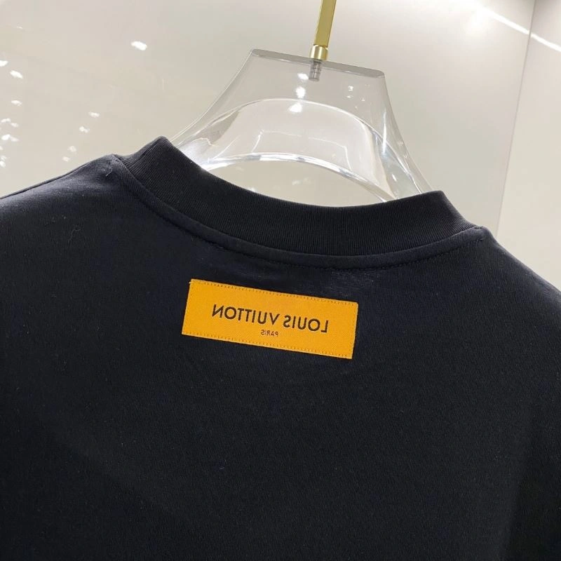 Louis Vuitton T-Shirts Efficient 134430