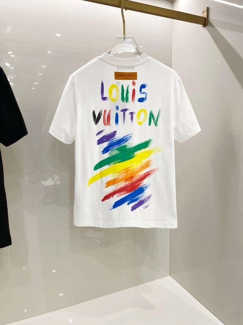 WaterResistant Louis Vuitton T-Shirts 134445