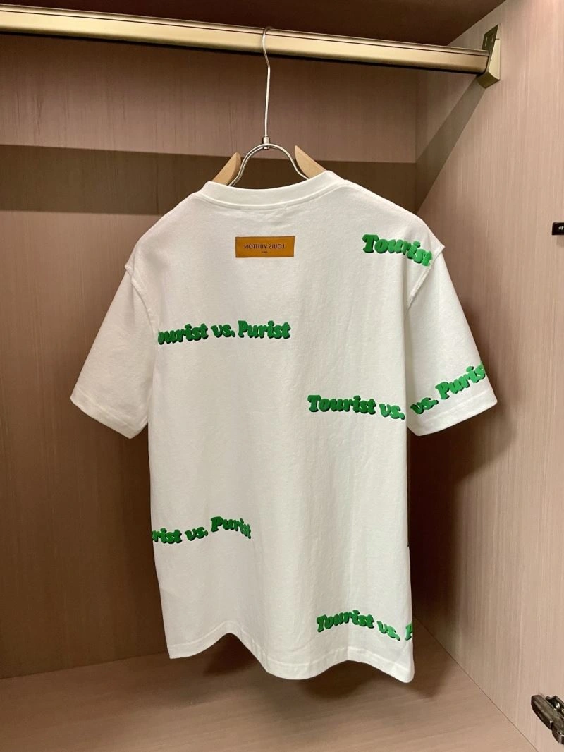Louis Vuitton T-Shirts MultiPurpose 134426