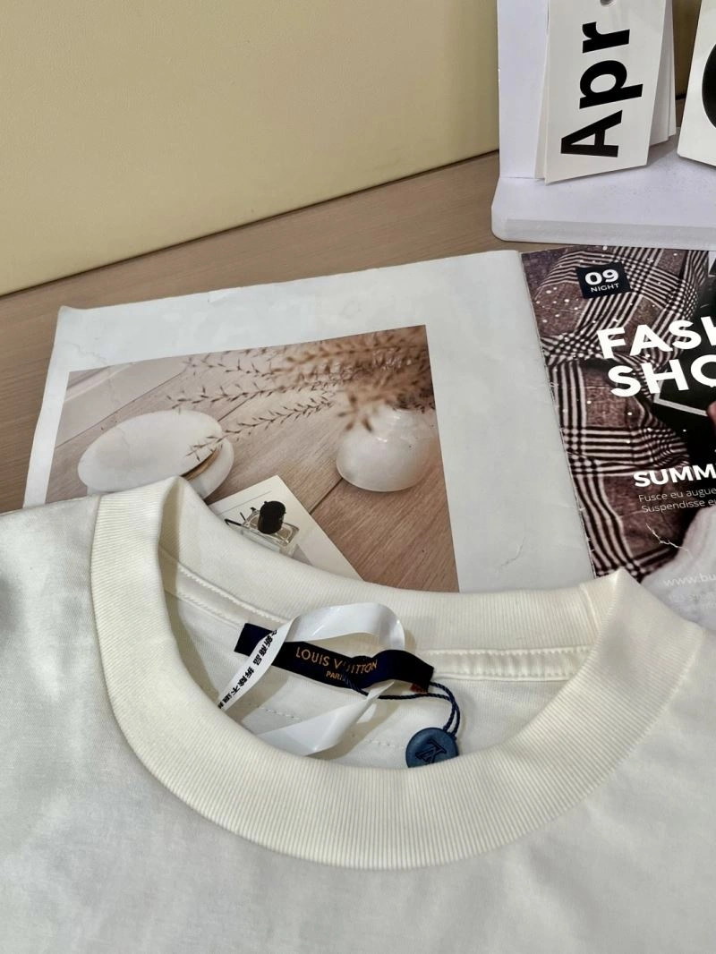 Popular Louis Vuitton T-Shirts 134455