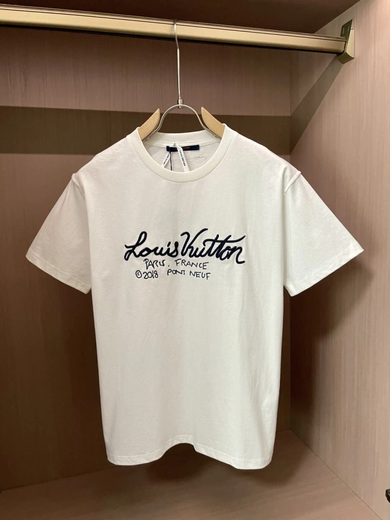 WaterResistant Louis Vuitton T-Shirts 134424